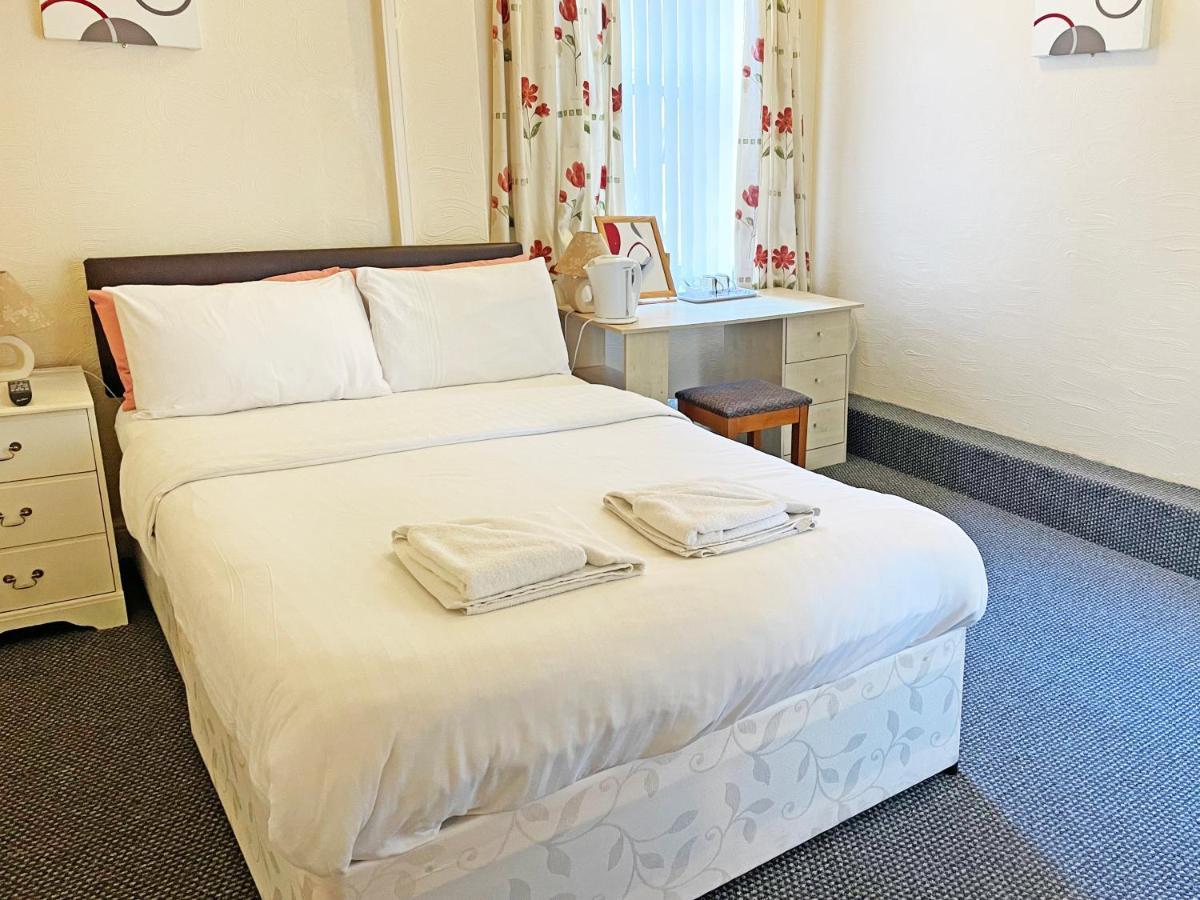 Balin Helmshore Hotel Blackpool Exteriör bild